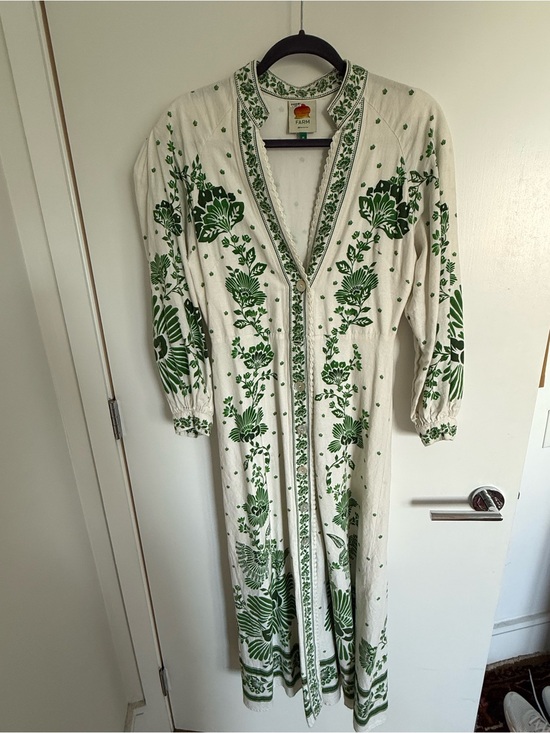 FARM Rio Dresses & Skirts - FARM Rio Cream Maxi Dress with Green Floral Print like NEW